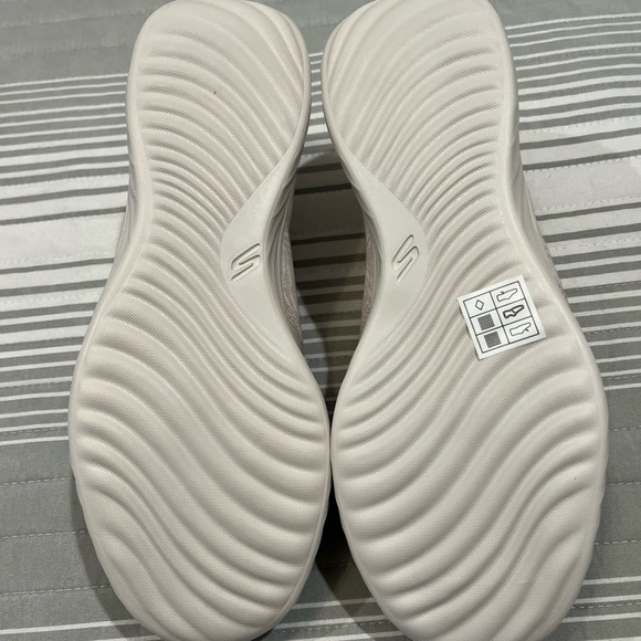 Skechers Womens Casual Shoes - Picture 4 of 4